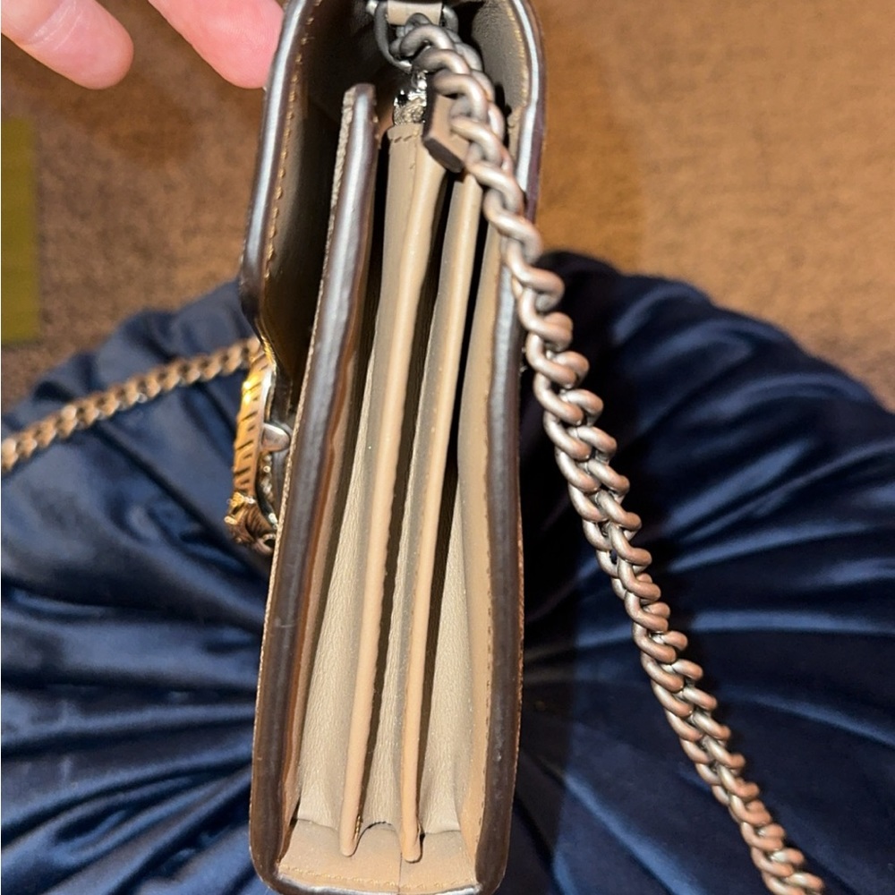 Authentic Gucci Chain Wallet - Picture 5 of 7